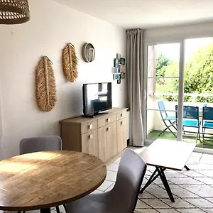 Appartement 1101, Arzon
