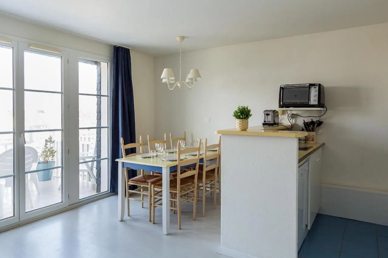 A Deux Pas De La Marina Bel Appartement Pour Six Personnes A Arzon